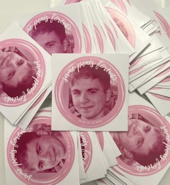 Наклейки с ЛОГОТИПОМ, рекламной графикой, фирменными этикетками, СОБСТВЕННЫЙ РИСУНОК, ВОДОНЕПРОНИЦАЕМЫЕ