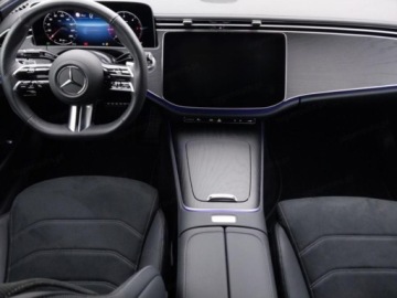 Mercedes Klasa E W214 Sedan 2.0 220d 197KM 2025 E Klasa 220 d 4-Matic AMG 2.0 197KM 2025, zdjęcie 5