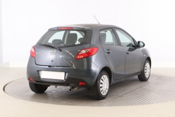Mazda 2 II Hatchback 5d 1.5 103KM 2009 Mazda 2 1.5 i, Automat, Klima, Klimatronic, zdjęcie 4
