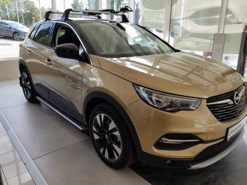 Nowe oryginalne progi stopnie boczne Opel Grandland
