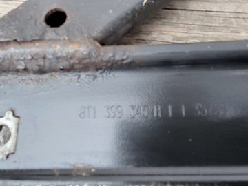 A5 8T OPĚRADLO DRŽÁK KŘIŽÁK NÁPRAVNICE 8T1399345H