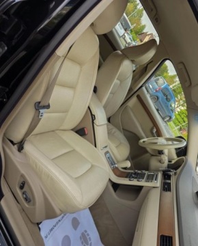 Volvo V70 III 2008 Volvo V70 SUMMUM 3,2 R6 Wentylowane fotele Navi 3.2 Benzyna 238KM, zdjęcie 11