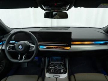 BMW Seria 5 G90-91 Touring 2.0 520d 197KM 2025 BMW Seria 5 520d xDrive Sport Sedan 2.0 (197KM) 2025, zdjęcie 6
