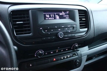 Toyota Proace II Verso Compact 2.0 D-4D 150KM 2020 Toyota ProAce Toyota ProAce D-4D Long 3,0t Mobilny Life 2.0 Diesel 150KM, zdjęcie 24