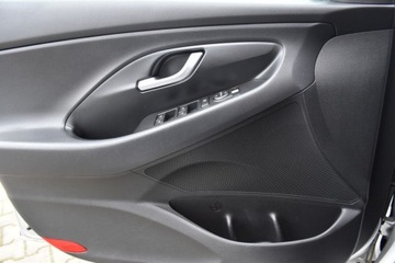 Hyundai i30 III Wagon 1.0 T-GDi 120KM 2019 Hyundai i30 Salon PL T-GDi 120 KM Combi Classic Business Klima Bezwypadkowy, zdjęcie 19