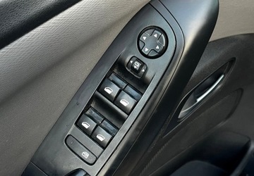 Citroen Grand C4 Picasso II Grand Picasso Facelifting 1.2 PurTech 130KM 2018 Citroen C4 Grand Picasso Ledy Navi 7-osobowy 1.2 Benzyna 131KM, zdjęcie 18