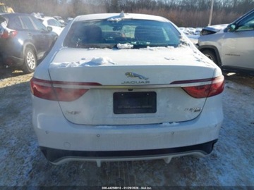 Jaguar XF II 2021 Jaguar XF R-Dynamic Se P300 2021 2.0 Benzyna 296KM, zdjęcie 4