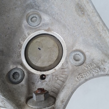 MCPHERSON TLUMIČ TĚHLICE VW ID.3 SKODA ENYAQ LEVÝ PŘEDNÍ