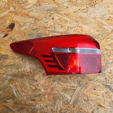 FORD FOCUS MK3 15-18R LIFT LAMPA PRAWY LEWA TYŁ KOMBI