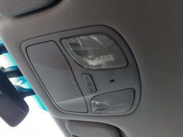 LAMPA POLSTROVÁNÍ STŘEDNÍ  OSVĚTLENÍ HYUNDAI I40