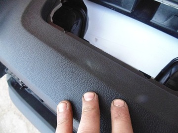 DESKA PLOCHA KONZOLA SKODA KAROQ