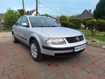 Volkswagen Passat B5 Sedan 1.8 20V 125KM 1998 Volkswagen Passat 62 Tyś kilometrów auto jak, zdjęcie 4