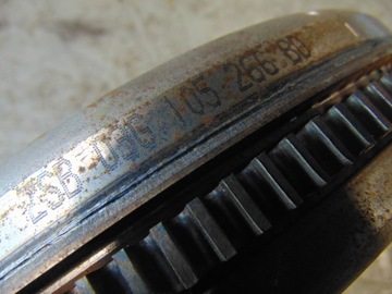 DVOUHMOTNÉ KOLO SKODA OCTAVIA II VW GOLF V 2.0 TDI 03G105266BD