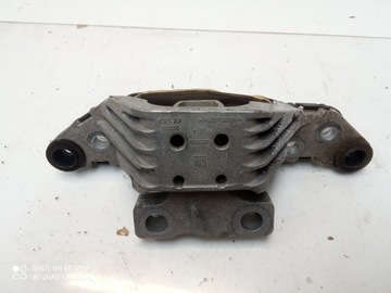 OPEL ASTRA K LAPA PODUSZKA SILNIKA 13434345 1.6 D