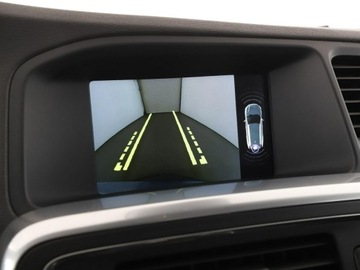 Volvo V60 I Kombi Facelifting 2.0 D3 DRIVE-E 150KM 2016 Volvo V60 2.0D Automat Business Navi Tempomat, zdjęcie 23