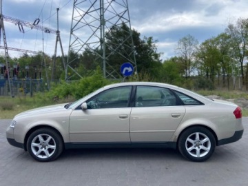 Audi A6 C5 Sedan 2.4 V6 165KM 1999 Audi A6 Limousine 2.4 V6 Bezwypadkowa Czujniki Parkowania Manual Klimatoni, zdjęcie 2