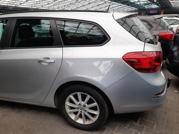 Opel Astra J Sports Tourer Facelifting 1.4 Turbo ECOTEC 140KM 2015 Opel Astra K Automat !! benzyna ! BEZKOLIZYJNY !, zdjęcie 9