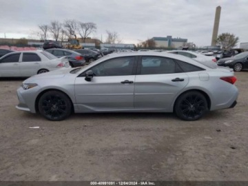 Toyota Avalon III 2022 Toyota Avalon xse Nightshade Hybrid, 2022r., 2.5L 2.5 Benzyna 176KM, zdjęcie 5
