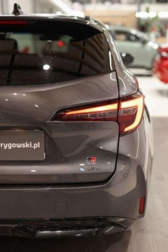 Toyota Corolla XII TS Kombi Facelifting 2.0 Hybrid Dynamic Force 196KM 2024 Toyota Corolla Toyota Corolla 2.0 Hybrid GR Sport Dynamic 2.0 Hybryda 196KM, zdjęcie 11