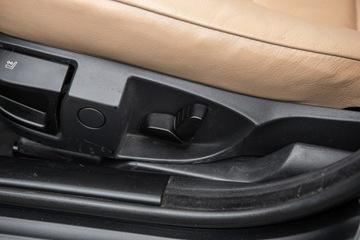 BMW Seria 5 E60 Sedan 2.0 520d 163KM 2006 BMW 520 163KM ! Szyber Bi-Xenon Navi Skóra !, zdjęcie 25