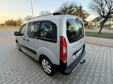 Citroen Berlingo I 1.6 16V 109KM 2009 Citroen Berlingo II 1.6B 2009e 109KM Klima Stary, zdjęcie 2