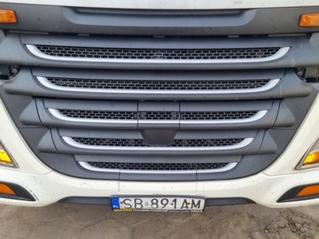 MASKA ATRAPA GRILL UŚMIECH DAF XF 106