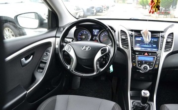 Hyundai i30 II Wagon 1.4 CVVT 100KM 2014 Hyundai i30 bogate wyposazenie - Niski przebieg - zarejestrowane 1.4 100KM, zdjęcie 4