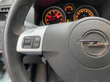 Opel Zafira B 1.8 ECOTEC 140KM 2009 Opel Zafira Opel Zafira 1.8b Automat 140KM 7-Foteli Super Stan 1.8, zdjęcie 20