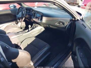 Dodge Challenger III 2019 Dodge Challenger DODGE CHALLENGER RT 5.7 Benzyna 375KM, zdjęcie 8