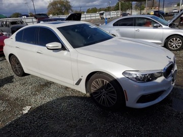 BMW Seria 5 G30-G31 2018 BMW Seria 5 2018 BMW 530E 2.0 Hybryda 248KM, zdjęcie 4