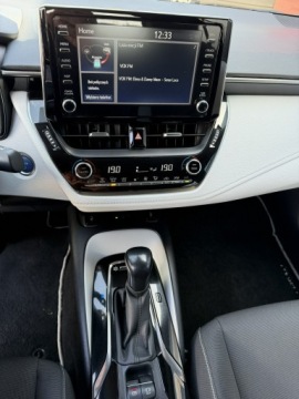 Toyota Corolla XII TS Kombi 1.8 Hybrid 122KM 2021 Toyota Corolla 1.8HSD 122KM Tylko 61 tyś km!, zdjęcie 16