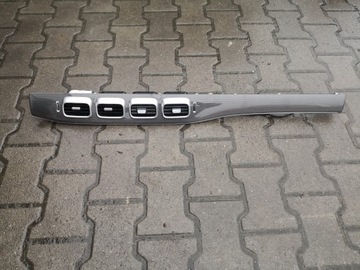 KRATKA NAWIEWU DEKOR DESKI MERCEDES GLS GLE W167 A1676802702