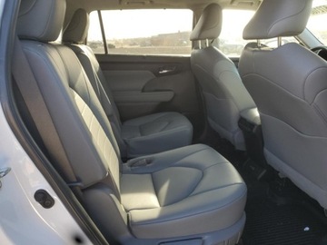 Toyota Highlander III 2022 Toyota Highlander 2022r., Xle, 3.5L, od ubezpieczalni 3.5 Benzyna 299KM, zdjęcie 8