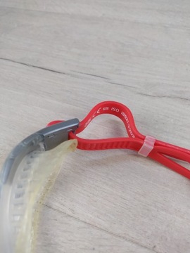 Очки для плавания Speedo Futura Biofuse Flexiseal Red ОПИСАНИЕ