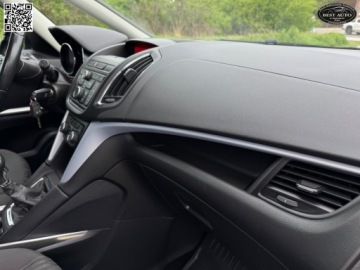 Opel Zafira C Tourer 1.4 Turbo ECOTEC 140KM 2012 Opel Zafira 7 osobowy -Tourer- Szwajcaria - Po przegladzie olejowym Gwara, zdjęcie 35