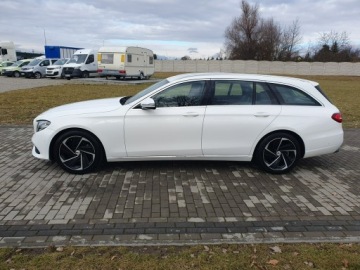 Mercedes Klasa E W213 Kombi 2.0 220d 194KM 2016 Mercedes E 220 2.0d 194KM W213 Automat Raty, zdjęcie 2