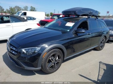 Mercedes Klasa E W213 2022 Mercedes-Benz Klasa E 450 4MATIC ALL-TERRAIN, 2022r., 4x4, 3.0L 3.0 Benzyna, zdjęcie 1