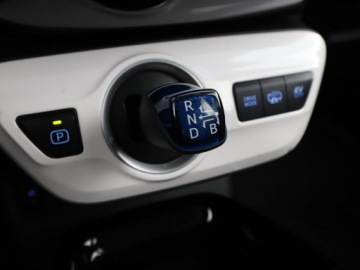 Toyota Prius IV Hatchback 1.8 Hybrid 122KM 2019 Toyota Prius FV23% Executive PHEV skóra grzane, zdjęcie 29