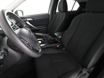 Mitsubishi Eclipse Cross SUV 1.5 T 163KM 2018 Mitsubishi Eclipse Cross niski pzrebieg klima auto, zdjęcie 12