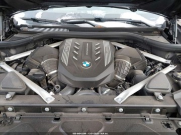 BMW X6 G06 2021 BMW X6 M50i 2021 4.4 Benzyna 523KM, zdjęcie 8