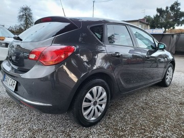 Opel Astra J GTC 1.4 Turbo ECOTEC 120KM 2013 Opel Astra 1.4 Turbo 120 KM I Właściciel 101, zdjęcie 7