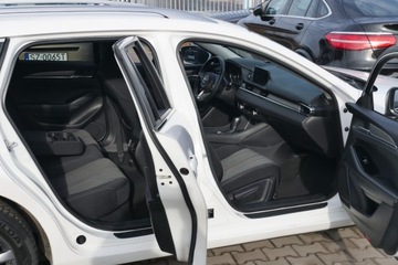 Mazda 6 III Sport Kombi Facelifting 2018 2.0 Skyactiv-G 145KM 2022 Mazda 6 aut Krajowa Biała Perła ACC HUD Blis Full-LED ogrzew.Kierow.+Fotele, zdjęcie 23