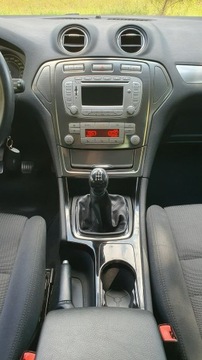 Ford Mondeo IV Hatchback 2.0 Duratec Flexifuel 145KM 2010 Ford Mondeo 2.0 146KM # TITANIUM # Convers+ # NAVI, zdjęcie 19