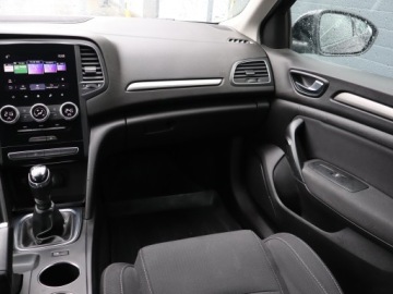 Renault Megane IV GrandCoupe Facelifting 1.0 TCe 115KM 2022 Renault Megane 1.0 TCe, Salon Polska, zdjęcie 7