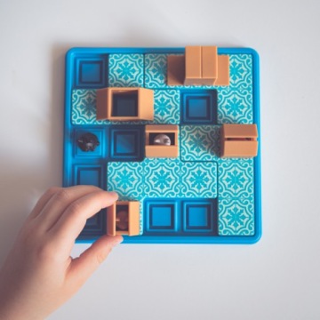 Умные игры Котелки (PL) IUVI Games