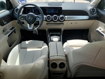 Mercedes GLB 2023 Mercedes-Benz GLB 2023 Mercedes-Benz GLB 250 2.0 Benzyna 221KM, zdjęcie 8