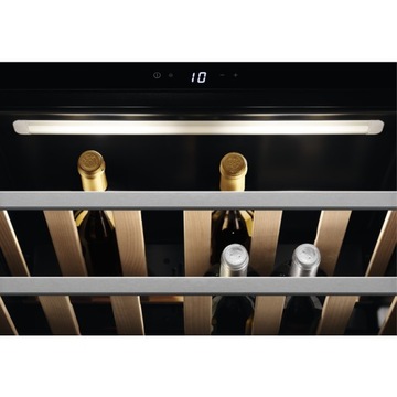 Chłodziarka do wina Electrolux KBW5X