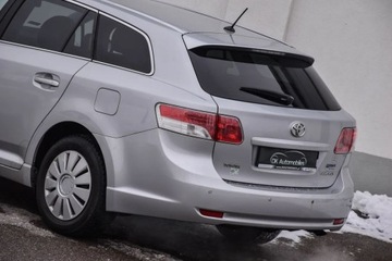 Toyota Avensis II Kombi 2.0 D-4D 126KM 2009 Toyota Avensis TOYOTA AVENSIS 2.0D4D 126KM Xenon Czujniki Parkowania Salon, zdjęcie 10