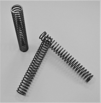 ПРУЖИНА НАЖИМАЮЩАЯ d=1,3 * Dz=12 * L=80 - 3 шт.