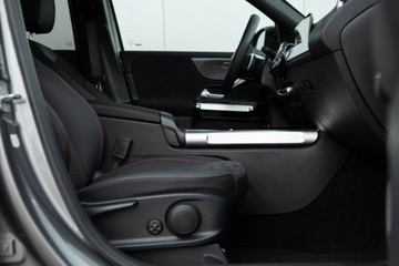 Mercedes GLB SUV 2.0 250 224KM 2024 Mercedes-Benz GLB 2.0 Benzyna 224KM, zdjęcie 28